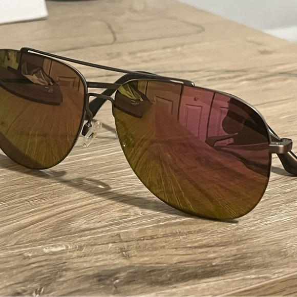 Maui Jim Sunglasses - Picture 5 of 6